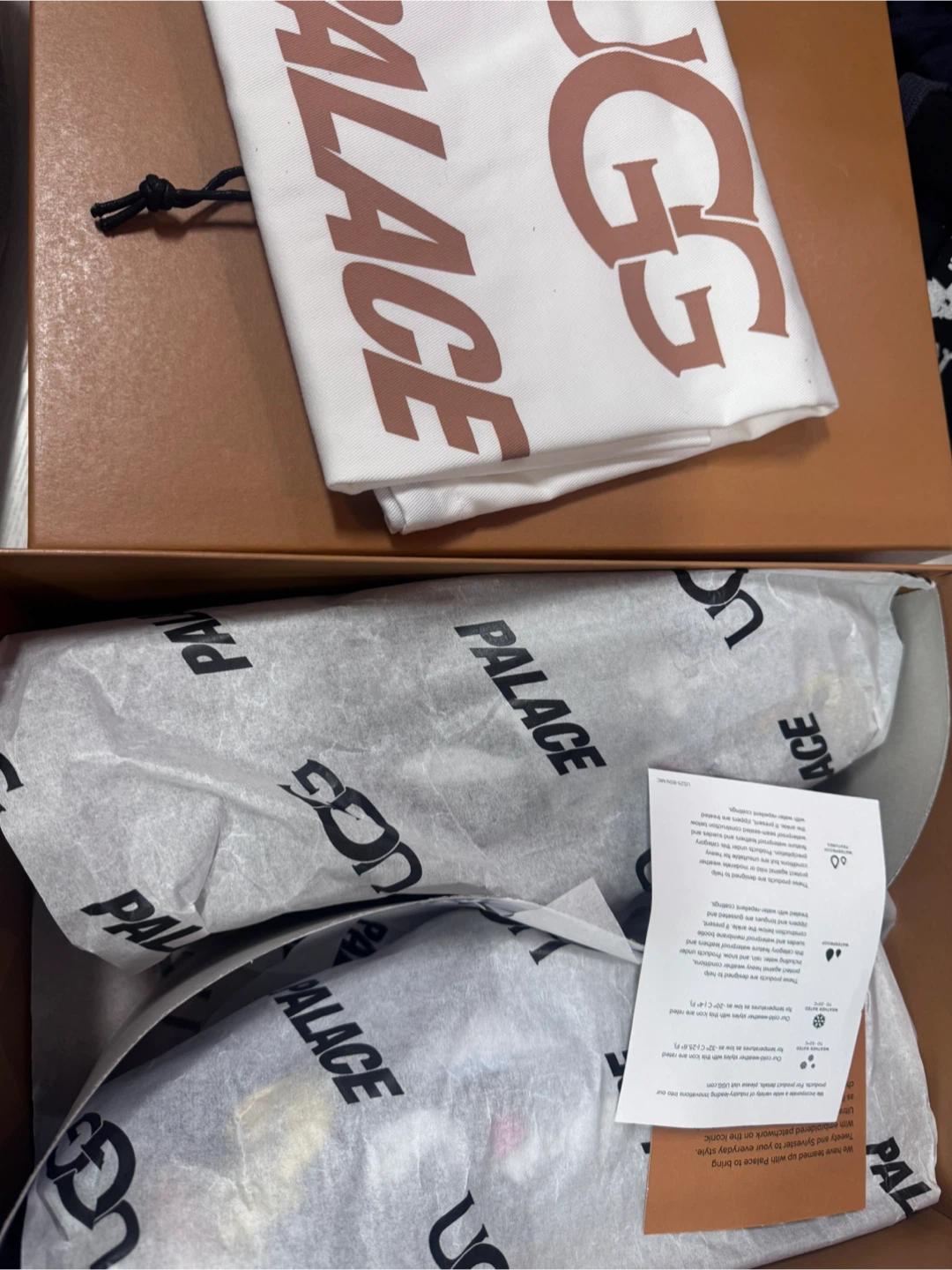 (새상품) UGG x Palace 트위티 타스만 280 4