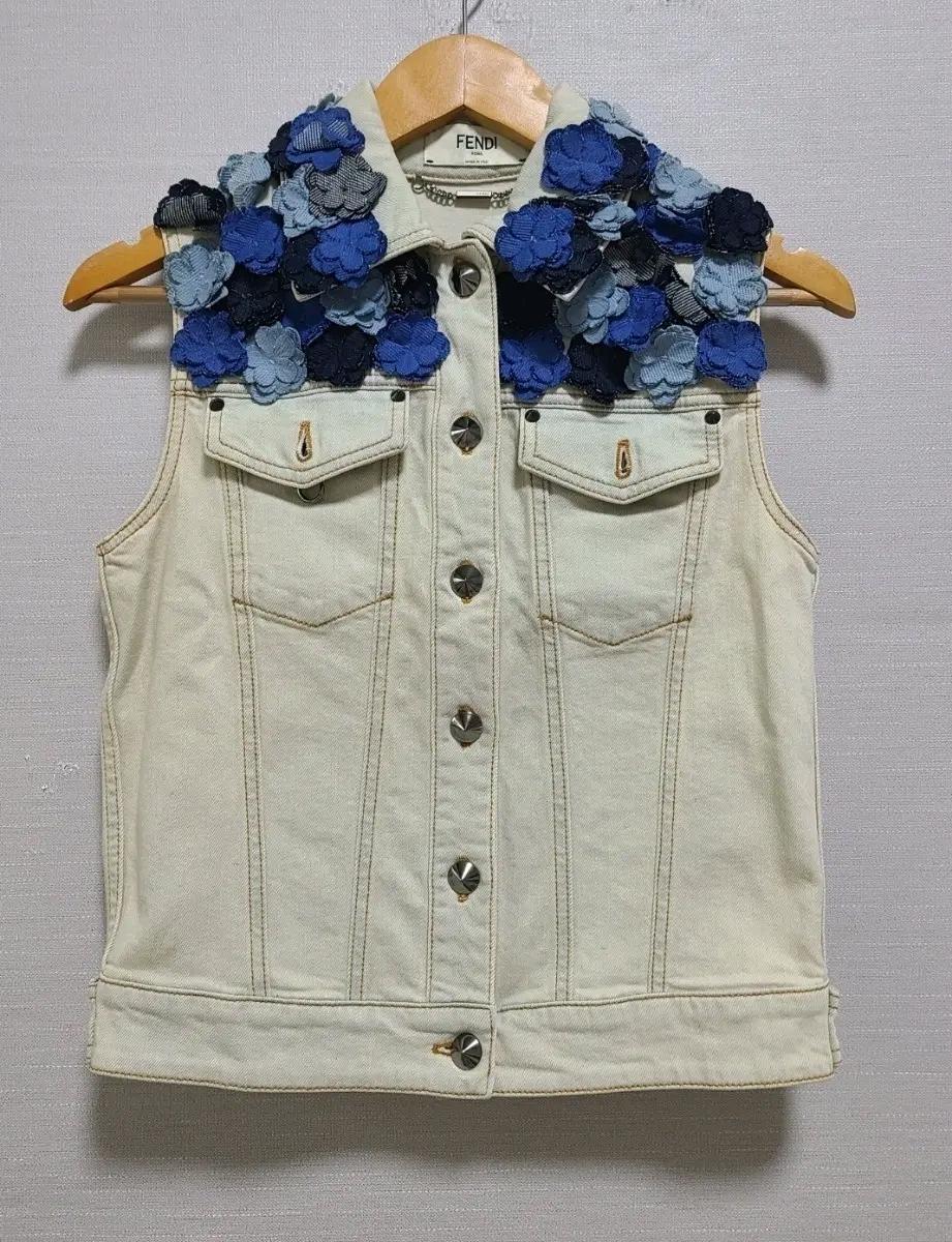 펜디(FENDI) 16SS 블라썸 플로럴 데님 베스트 55 2