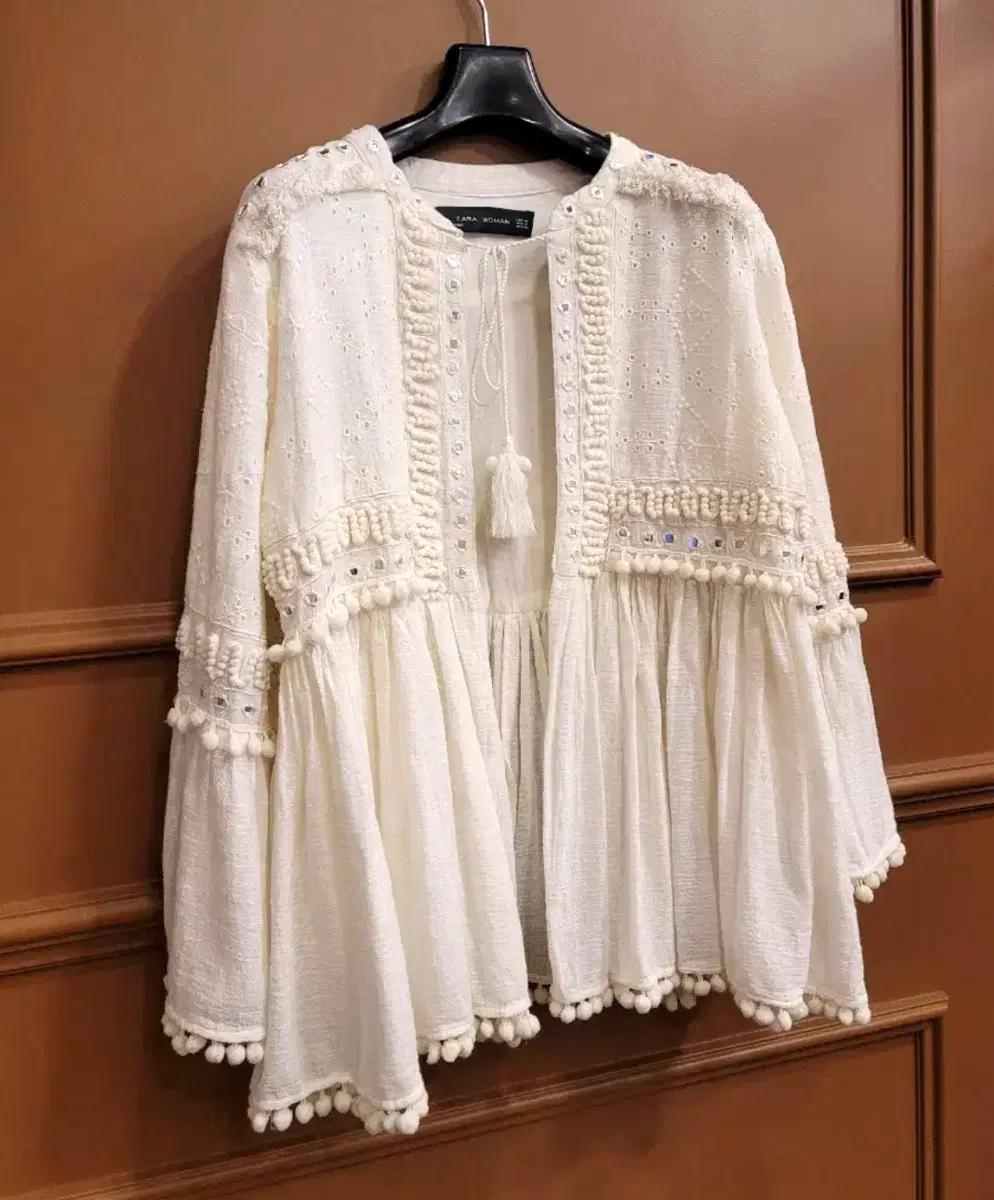 새제품 ZARA boho 폼폼 트림 자켓 M 3