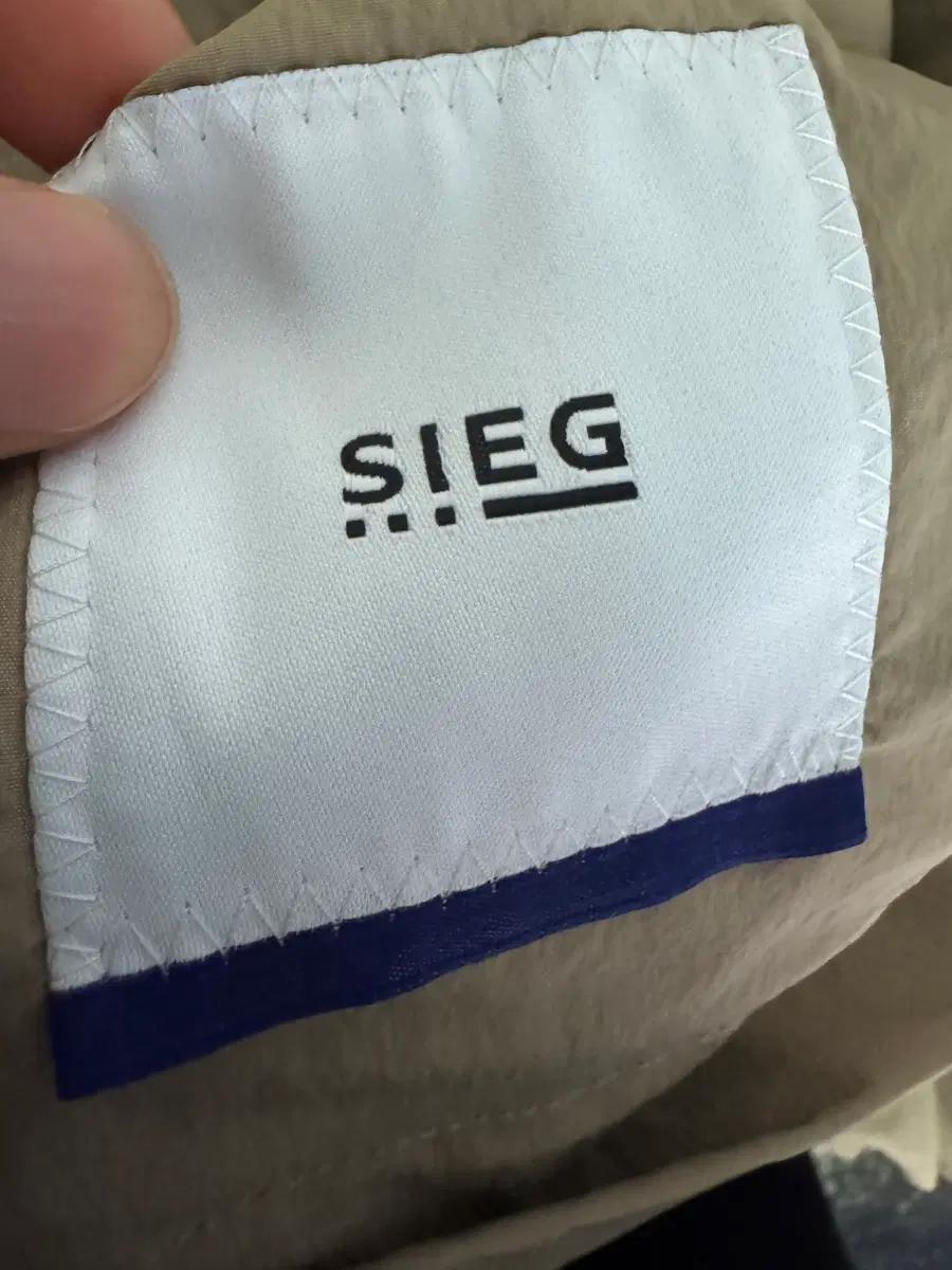 지이크 SIEG 22년도 오버핏 나일론 셔츠 자켓 베이지 4
