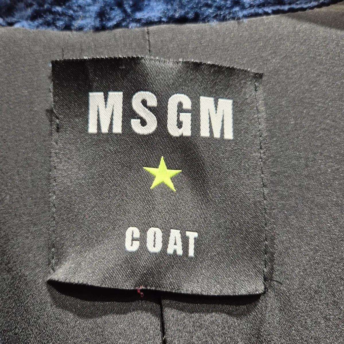 MSGM 네이비 텍스쳐드 코트 3