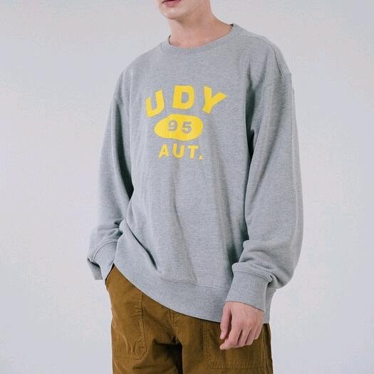무신사 UDY 맨투맨 티셔츠 2