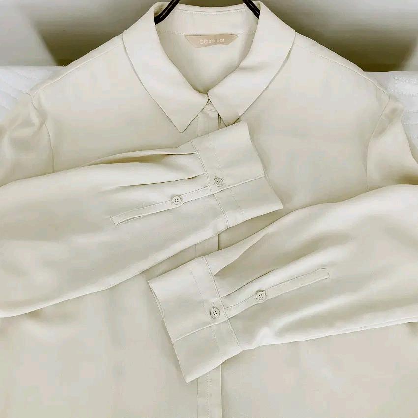 씨씨콜렉트 여 춘추 하늘하늘 긴팔블라우스 베이지55 (HU44410) 4