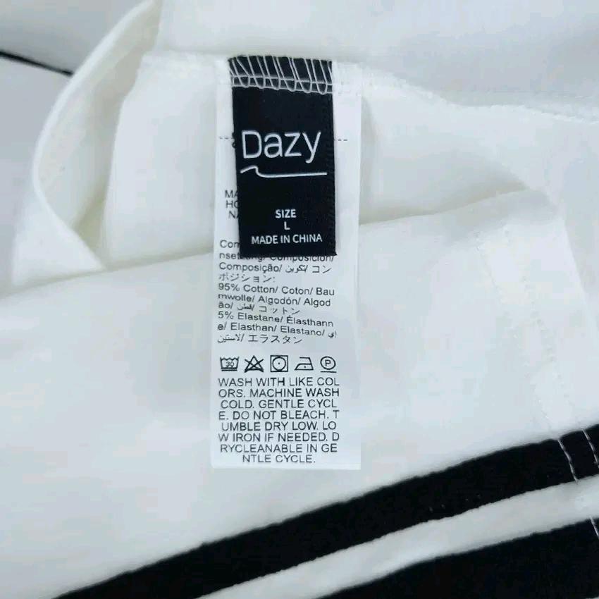 DAZY 여성 춘추 프린팅 신축성 슬림 숏긴팔티 화이트 (HU44435) 5