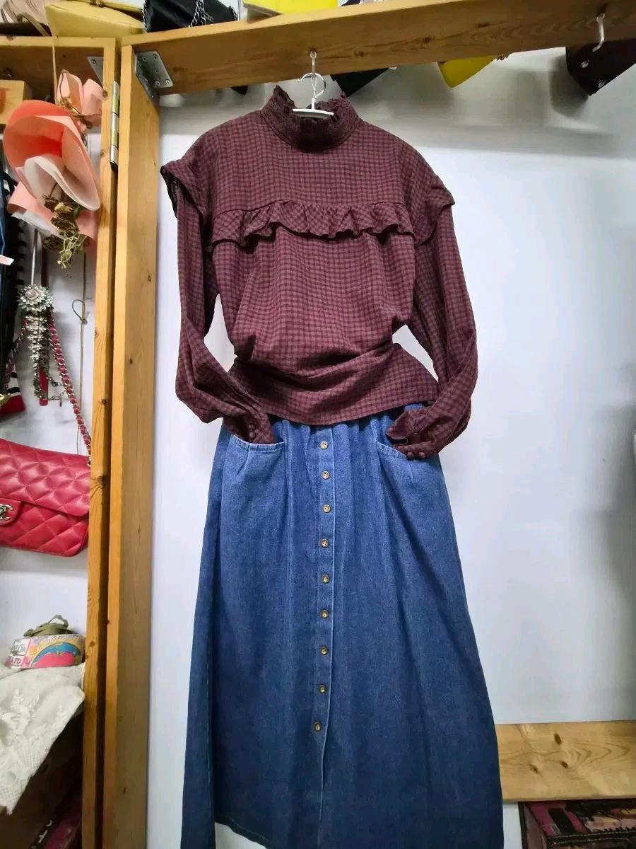 써스데이아일랜드 프릴 블라우스 3