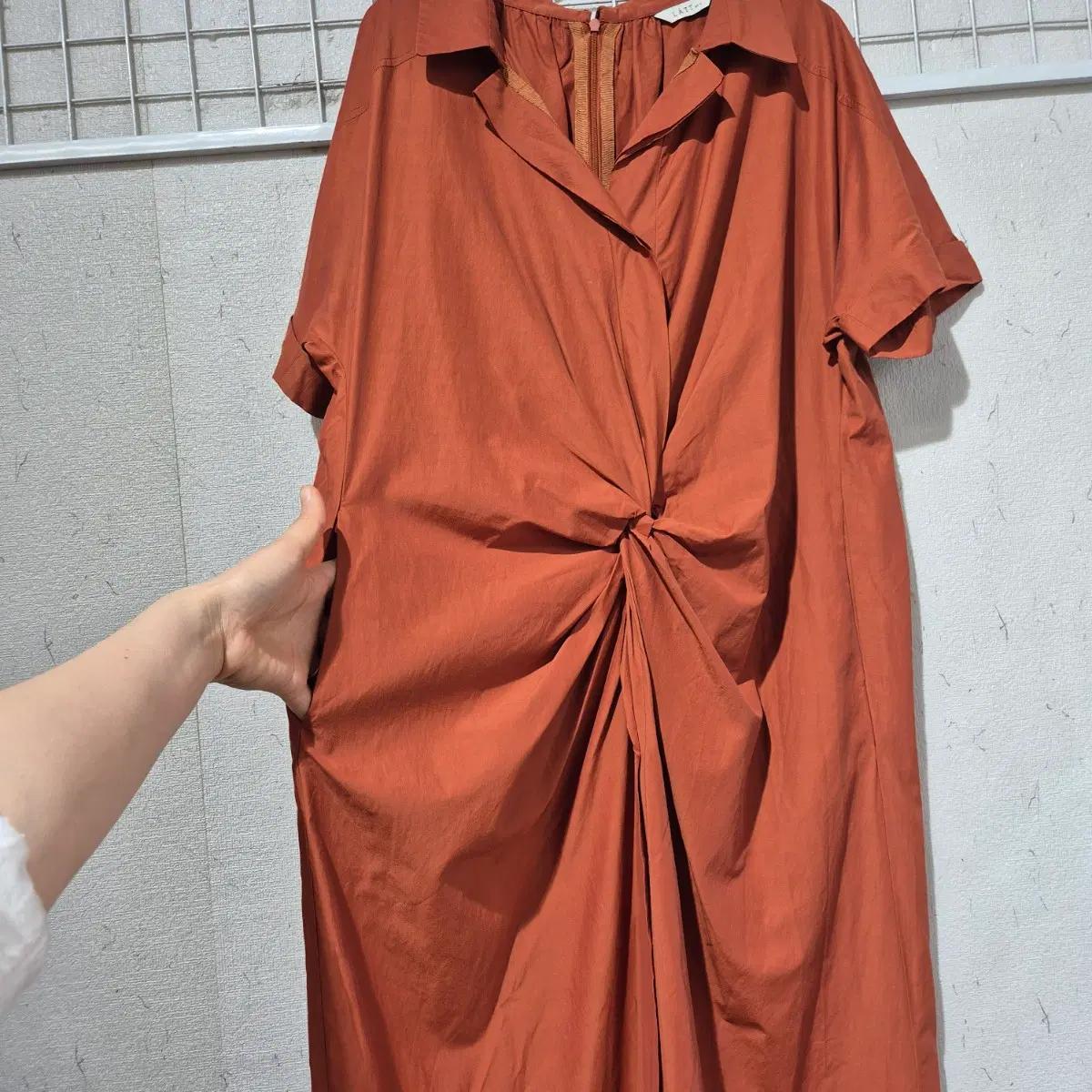 한섬 LATT 래트바이티 오렌지 셔츠 원피스 5