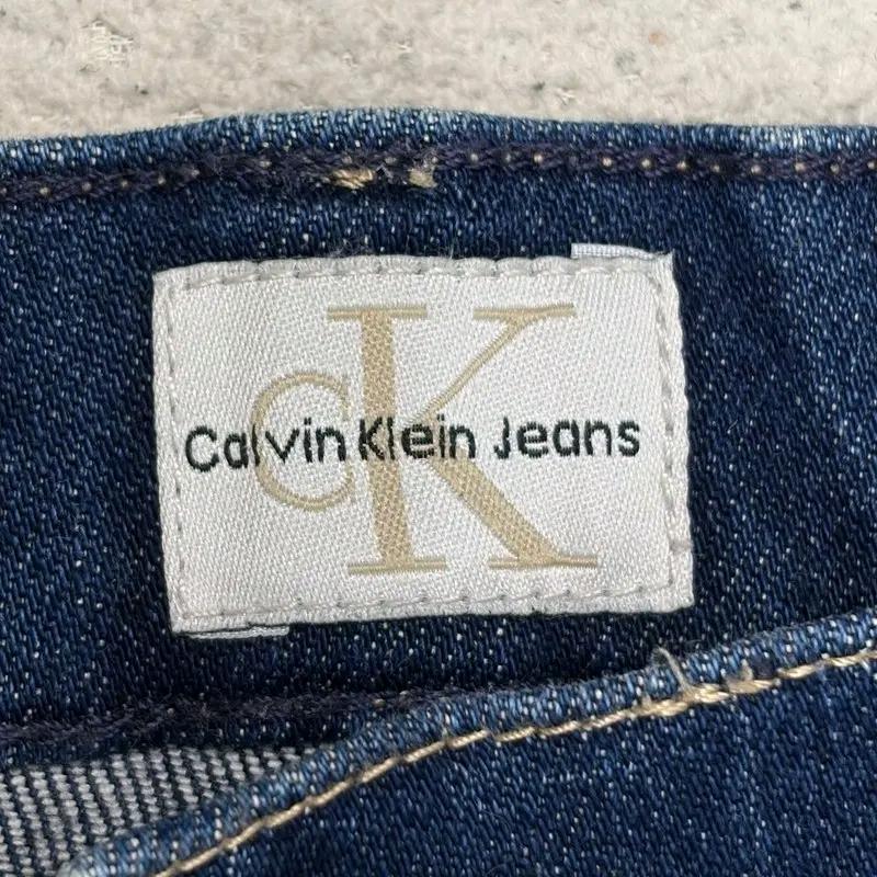 CALVIN KLEIN 데님진 W32 L34 5