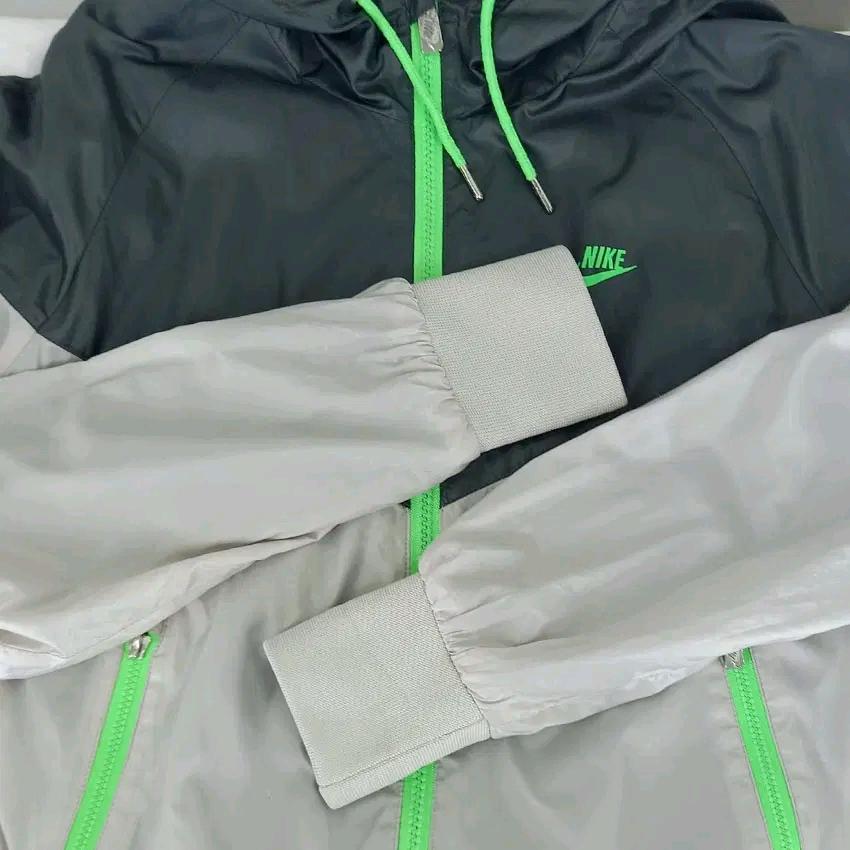 나이키 여성 춘추 후드바람막이 숏자켓 그레이80 (HU47132) 4
