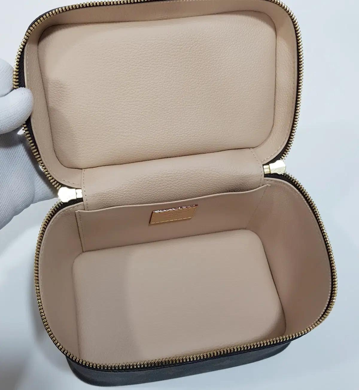 루이비통 모노그램 니스 미니 파우치 M44495 8