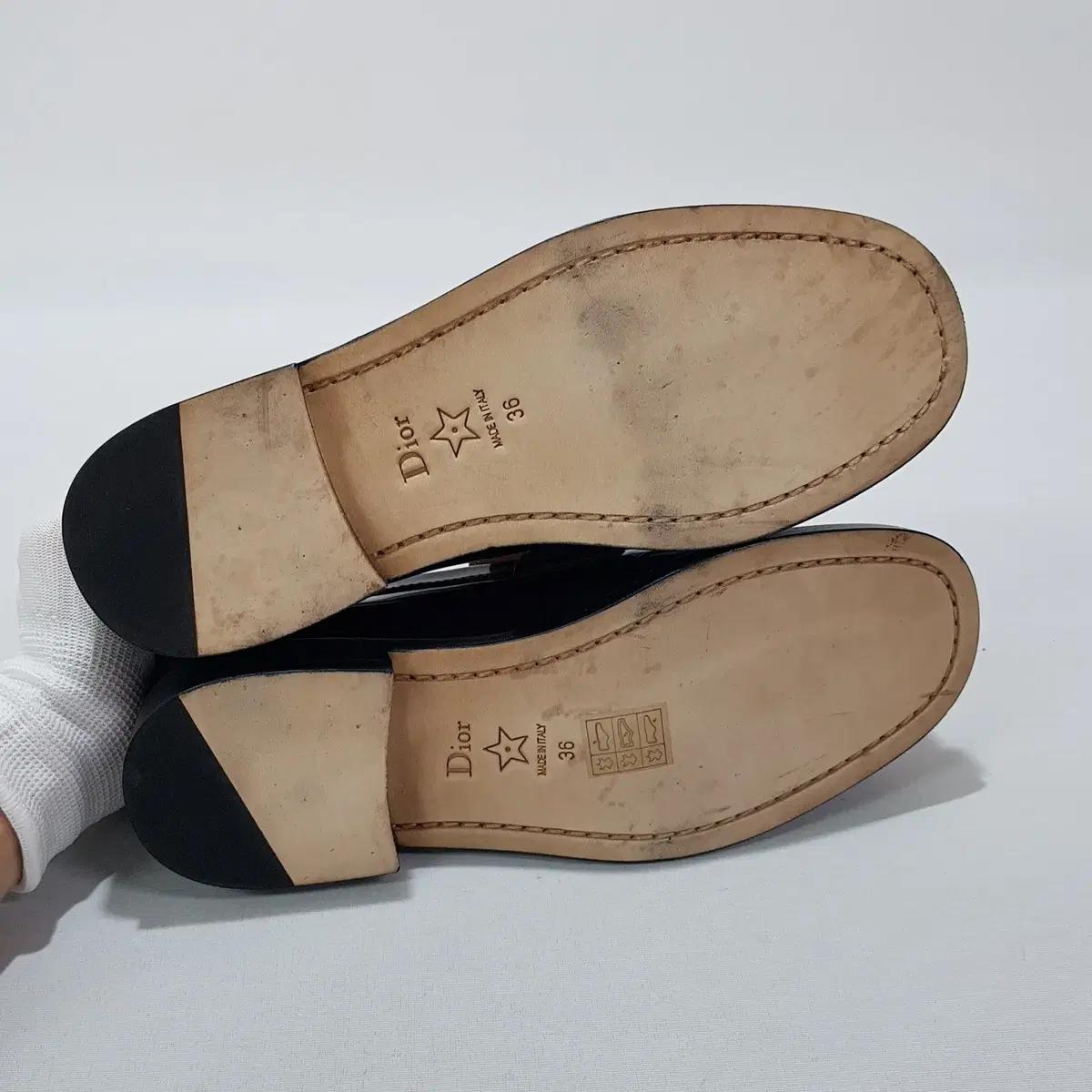 디올 코드 로퍼 230 7
