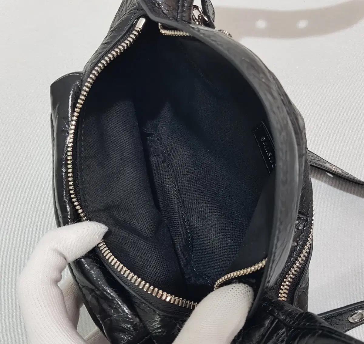 발렌시아가 르카골 벨트백 10