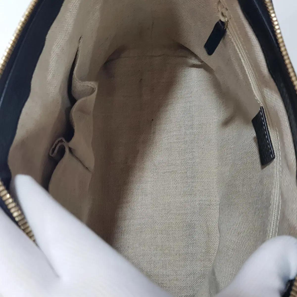 구찌 인터로킹 토트 숄더백 449659 11