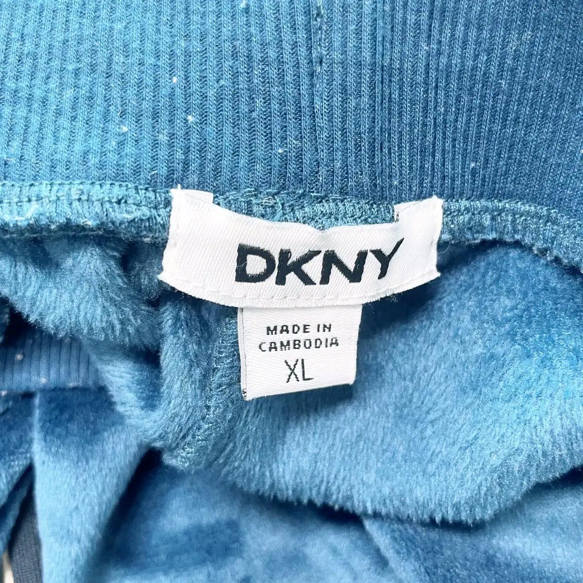 DKNY 우먼스 트레이닝셋트 XL 7