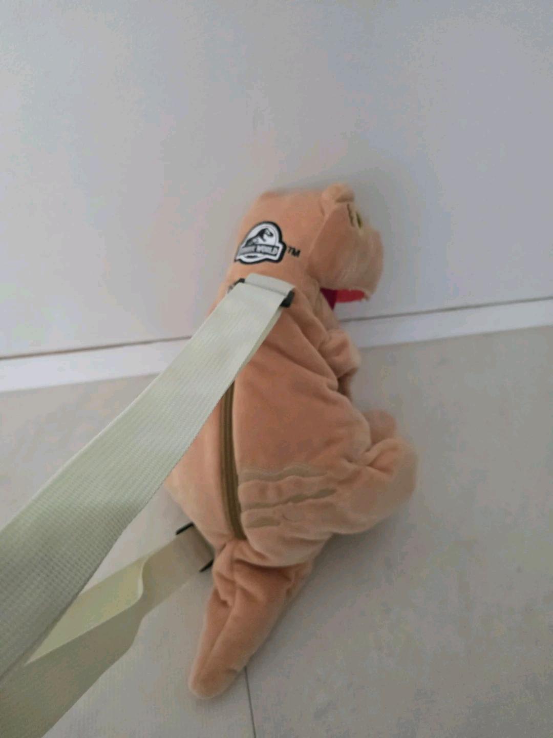 쥬라기월드 티라노사우루스 인형 백팩 2