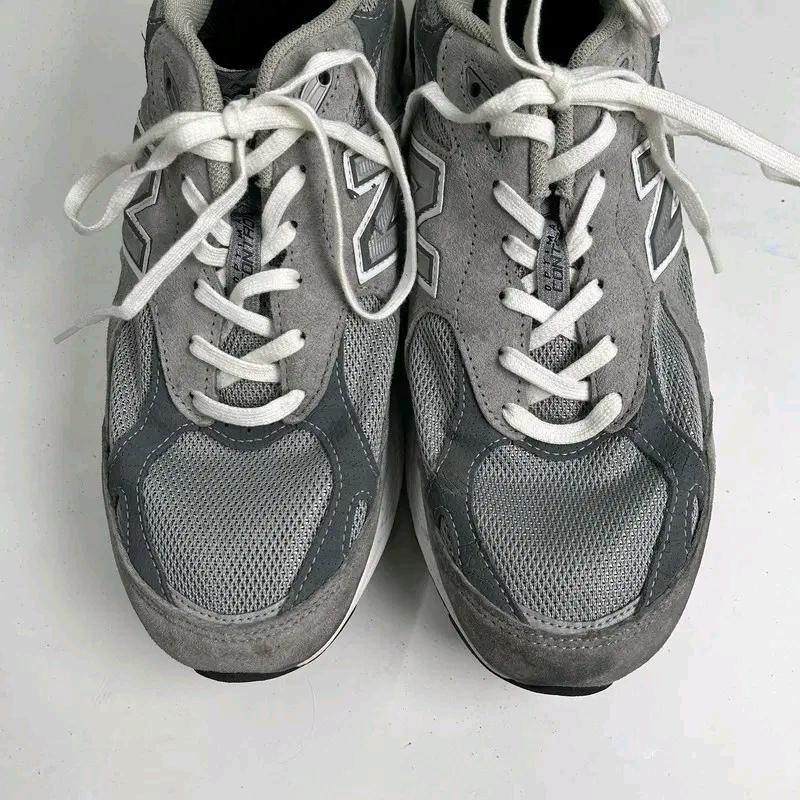 NEW BALANCE 990v3 sneakers 270 5