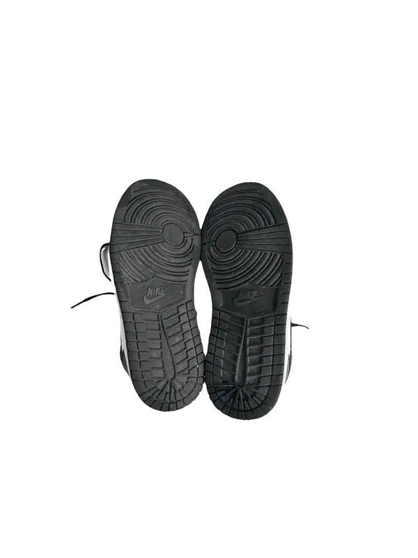 NIKE Air Jordan 1 Low sneakers 235 9