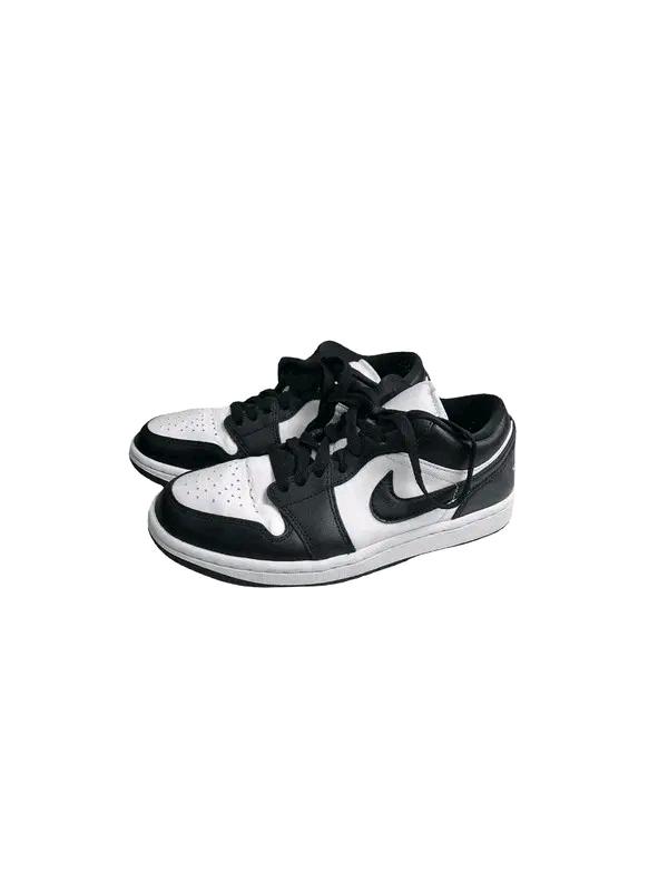 NIKE Air Jordan 1 Low sneakers 235 2