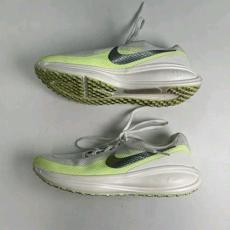 NIKE revolution 8 Running shoes 245 3