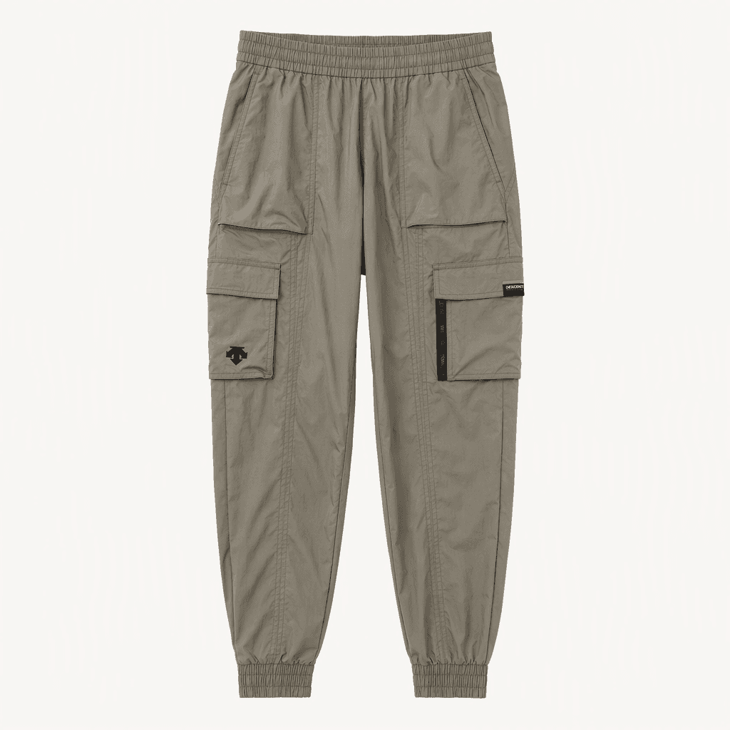 데상트(DESCENTE) ACHROMATIC 아웃포켓 조거 웜업 카고 팬츠 사이즈M