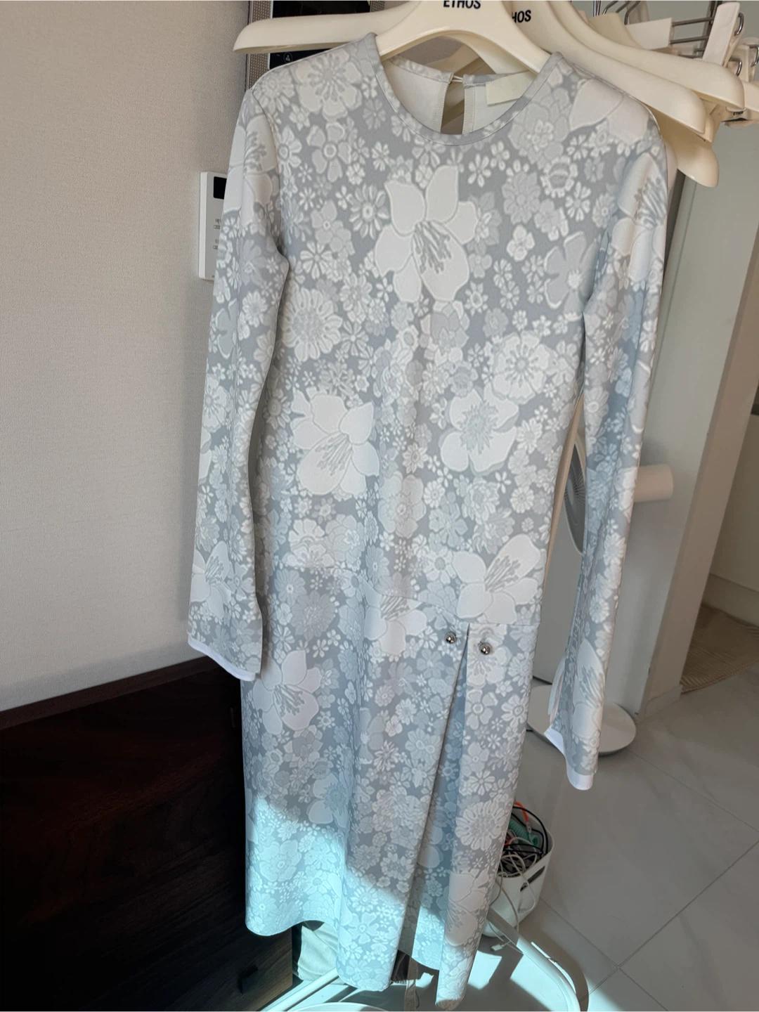 YUNSE 윤세 Yuppie Flower Dress (Grey) Size 2 4