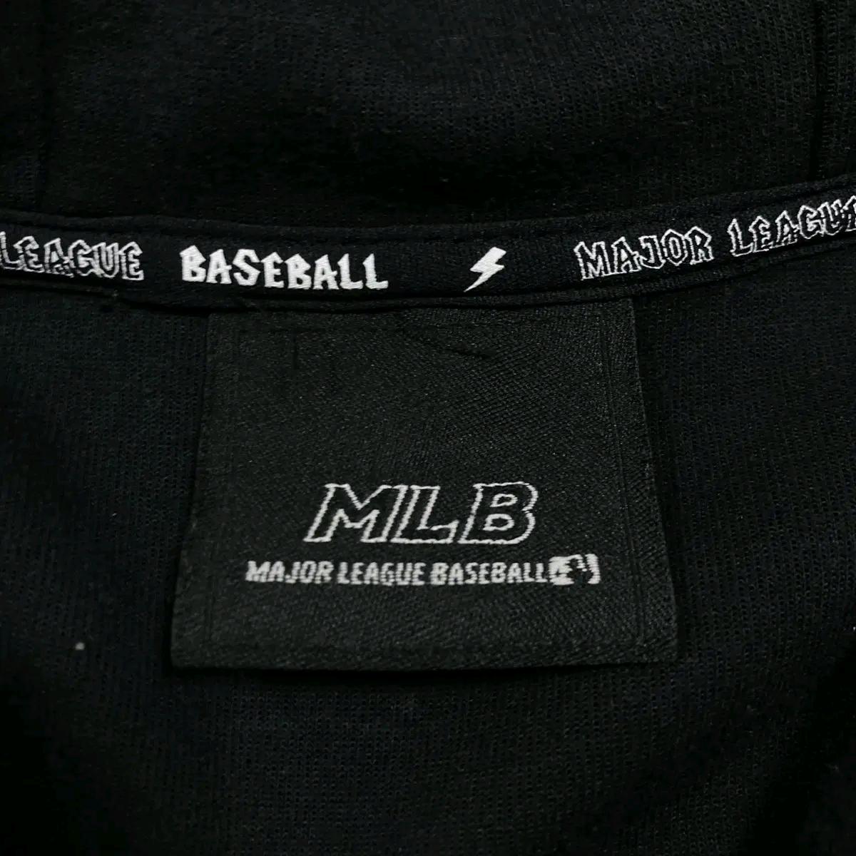 MLB 뉴욕양키스 로고 블랙 후드 집업 5