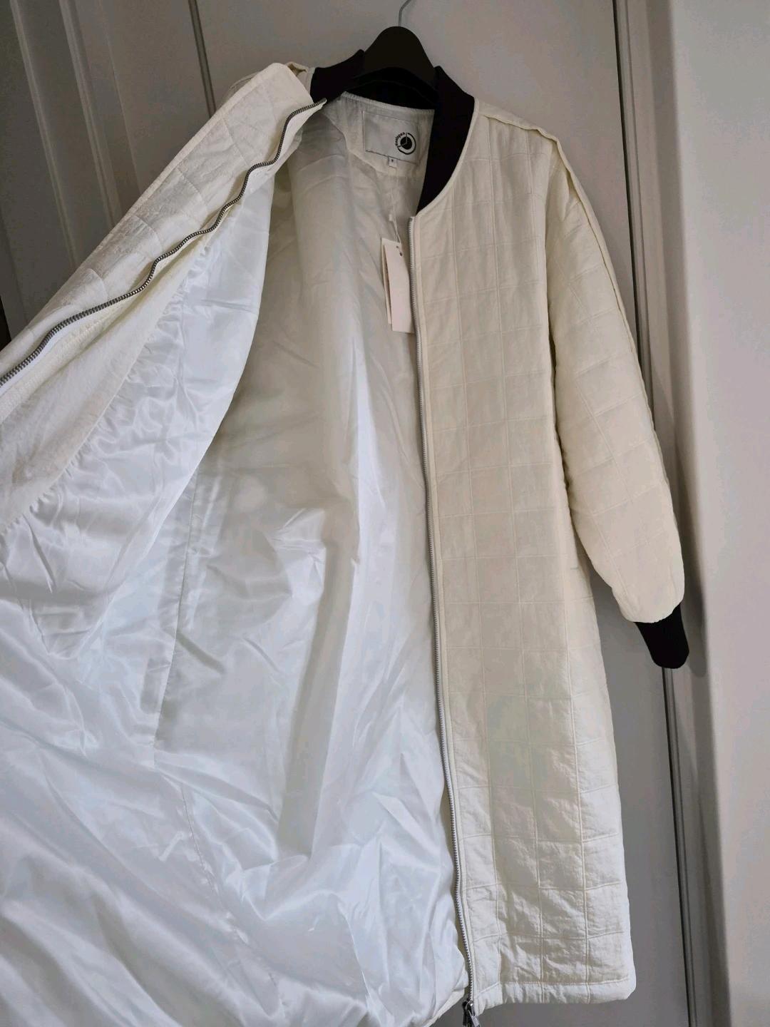 택279,000원/새상품)보니팍스(Bonispax) 스퀘어 퀼팅 롱 점퍼 7