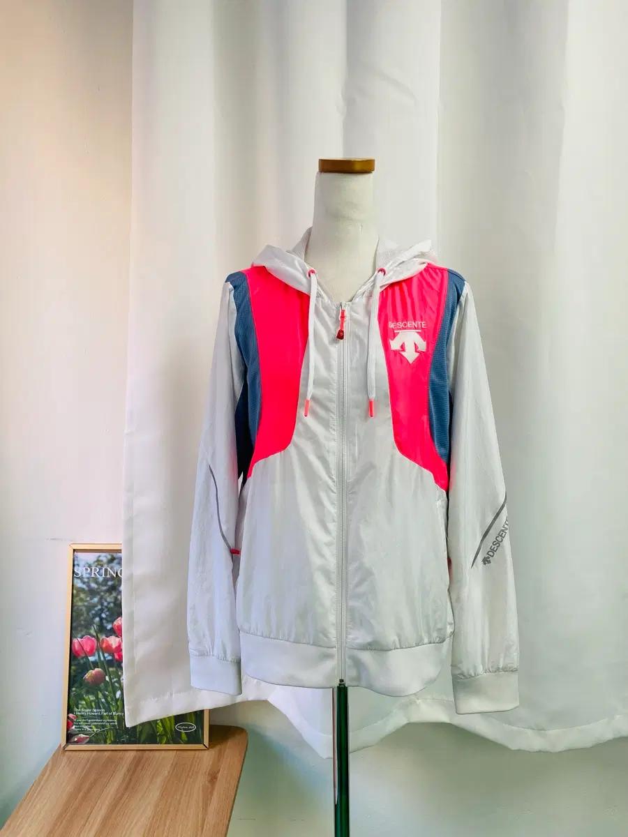 데상트 여성 바람막이 자켓 90 4