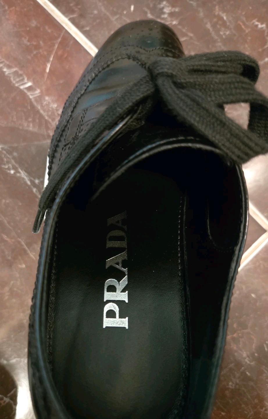 프라다 PRADA 여성 블랙 윙팁 플랫폼 슈즈 4