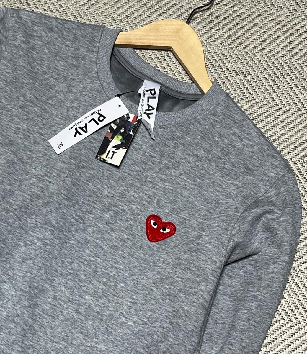 새상품 공용 꼼데가르송 맨투맨 스웻티셔츠 XL 9