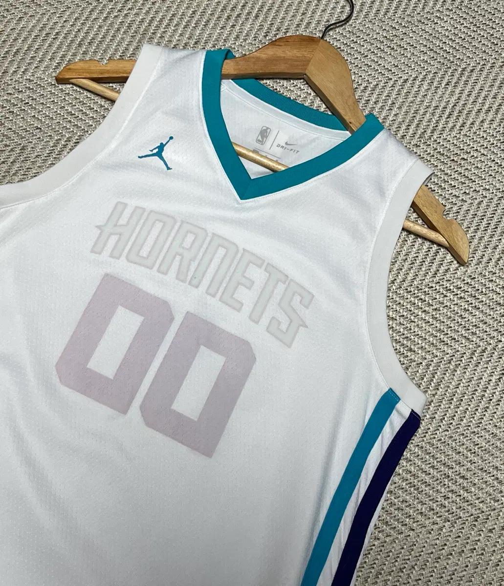 공용 조던 X NBA 샬럿 호네츠 스윙맨 슬리브리스 져지 L 6