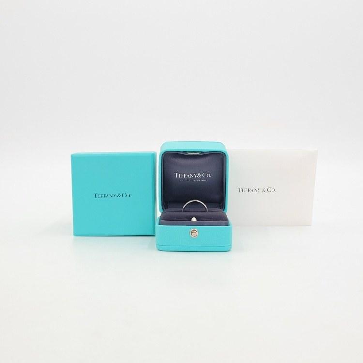 티파니앤코 T&CO. 밴드링 4mm 7.5호 4866 3