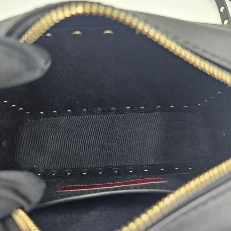 발렌티노 락스터드 카메라백 5045 16