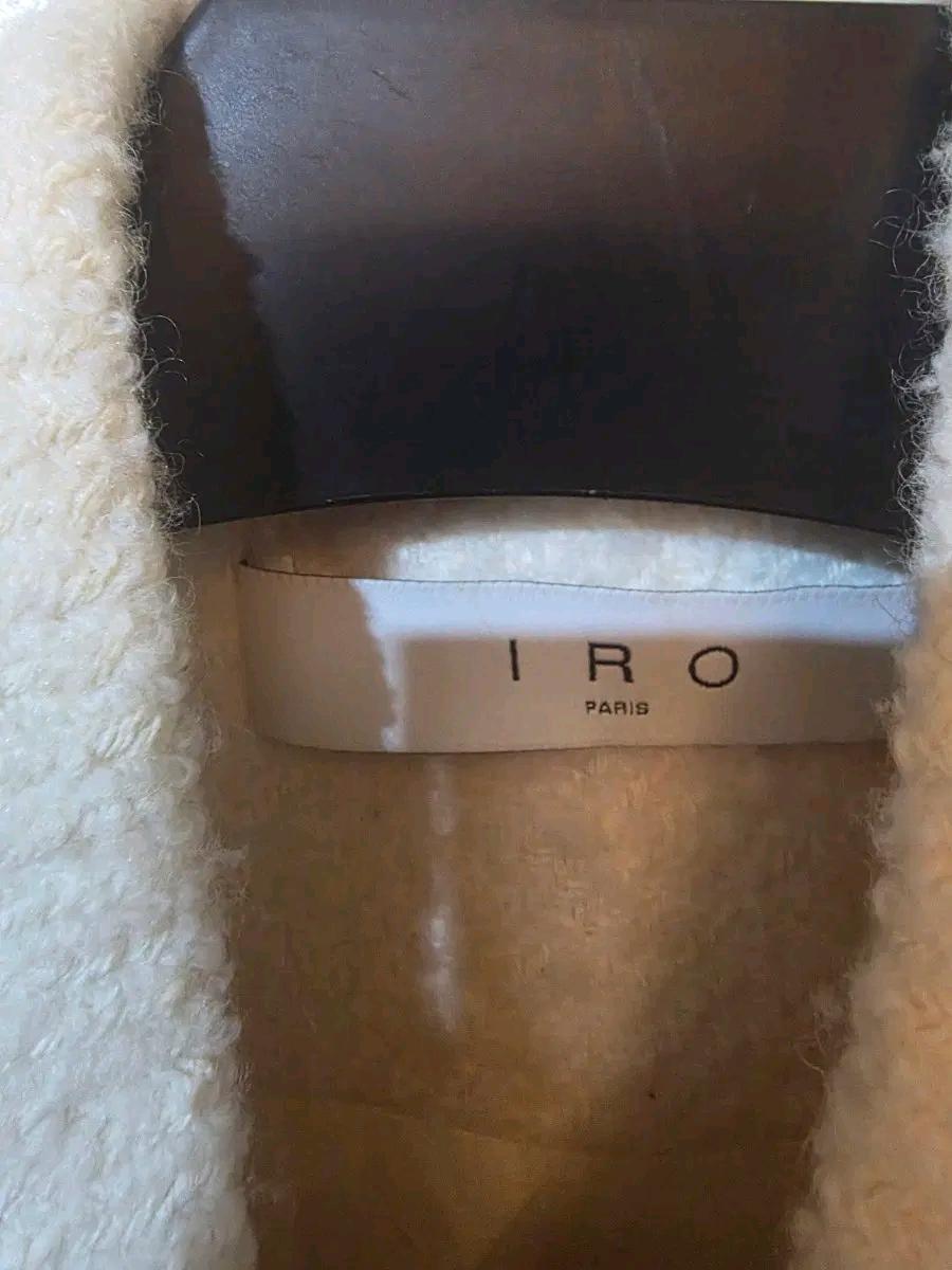 이로 (IRO) 여성 베스트 34 4