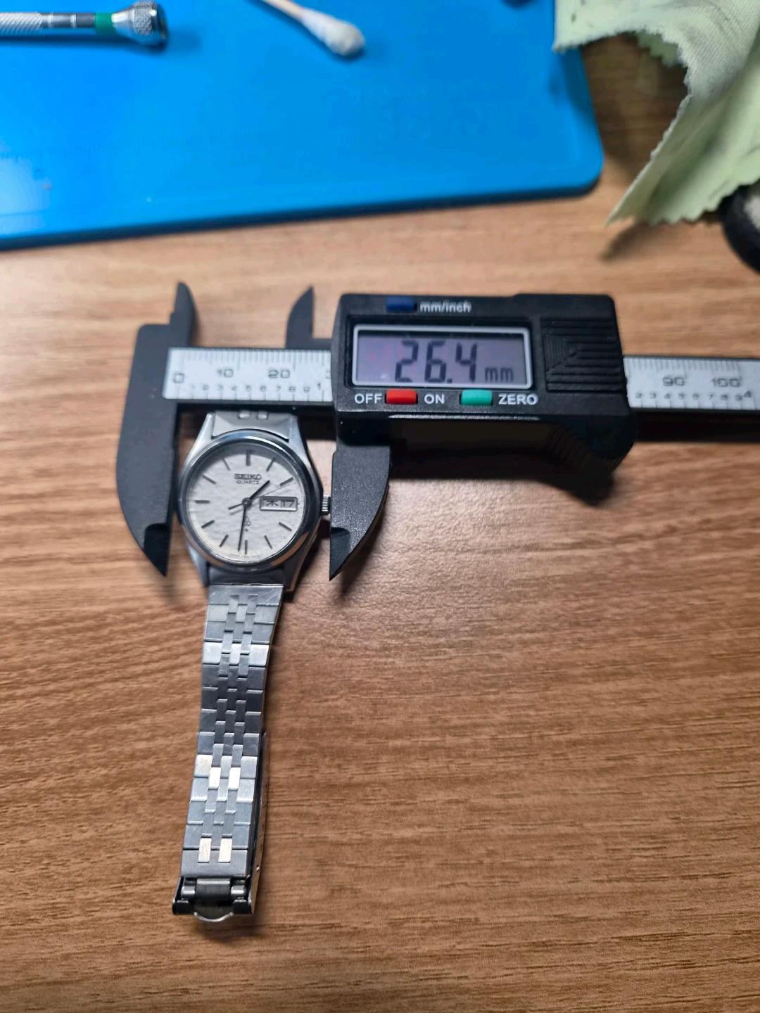 세이코 쿼츠레이디 실버 메탈 시계 7