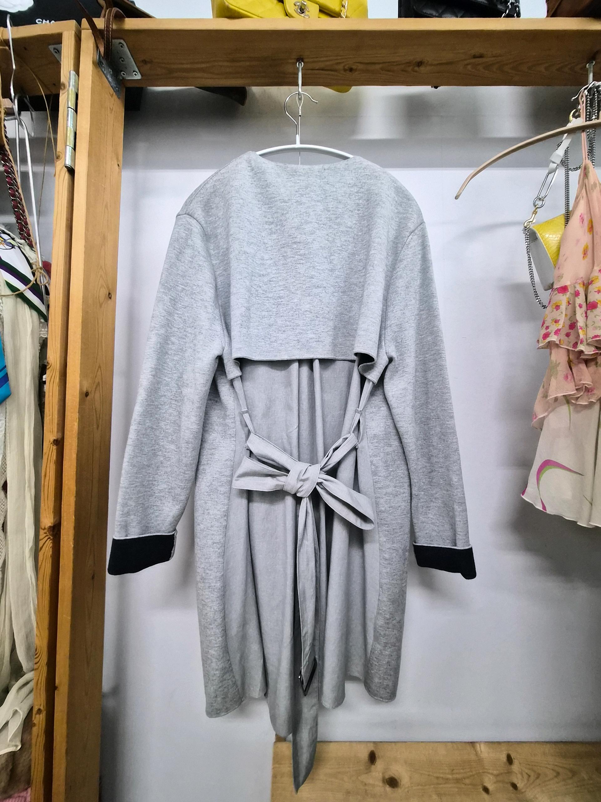 오브제 배색 트렌치 코트 5