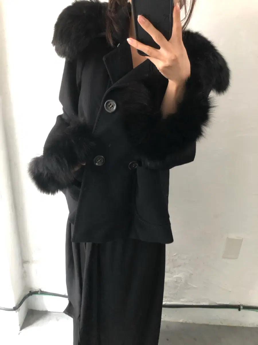 Sportmax 스포츠막스 블랙 퍼 카라 더블 코트 2