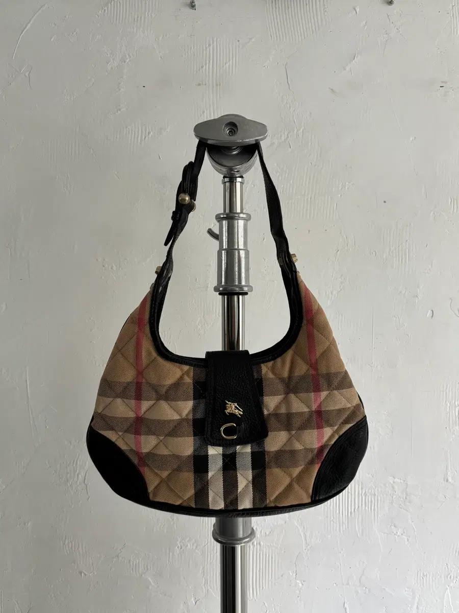 Burberry 버버리 노바체크 퀼팅 호보백 2