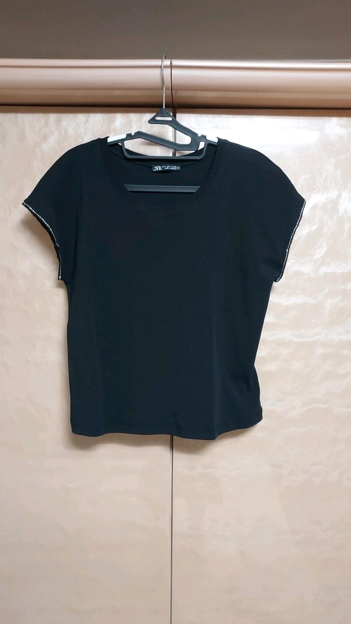 ZARA 비즈 디테일 반팔 티셔츠 블랙 2