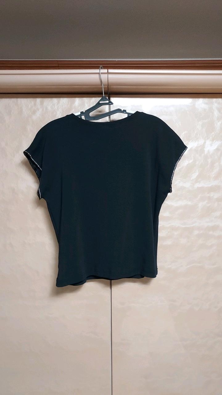 ZARA 비즈 디테일 반팔 티셔츠 블랙 4