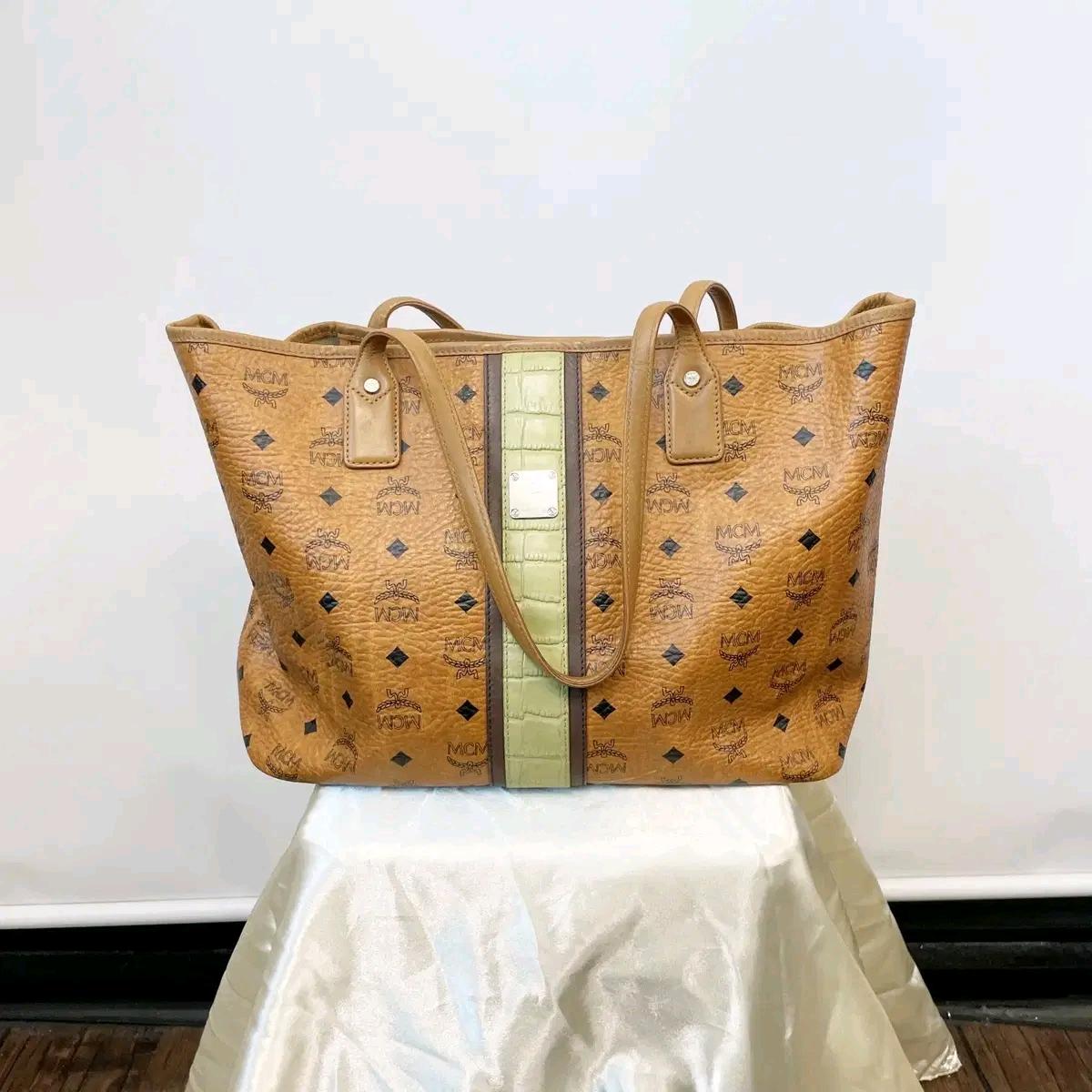 MCM 정품 쇼퍼백 2