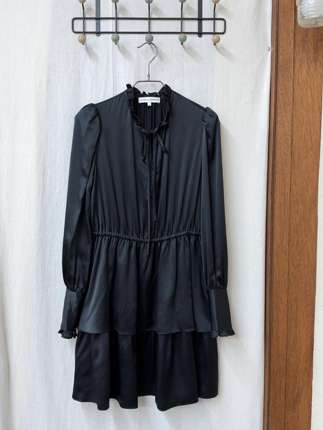 LILYSILK x CHARIS Tie Neck 2 Tiered Mini Dress 5