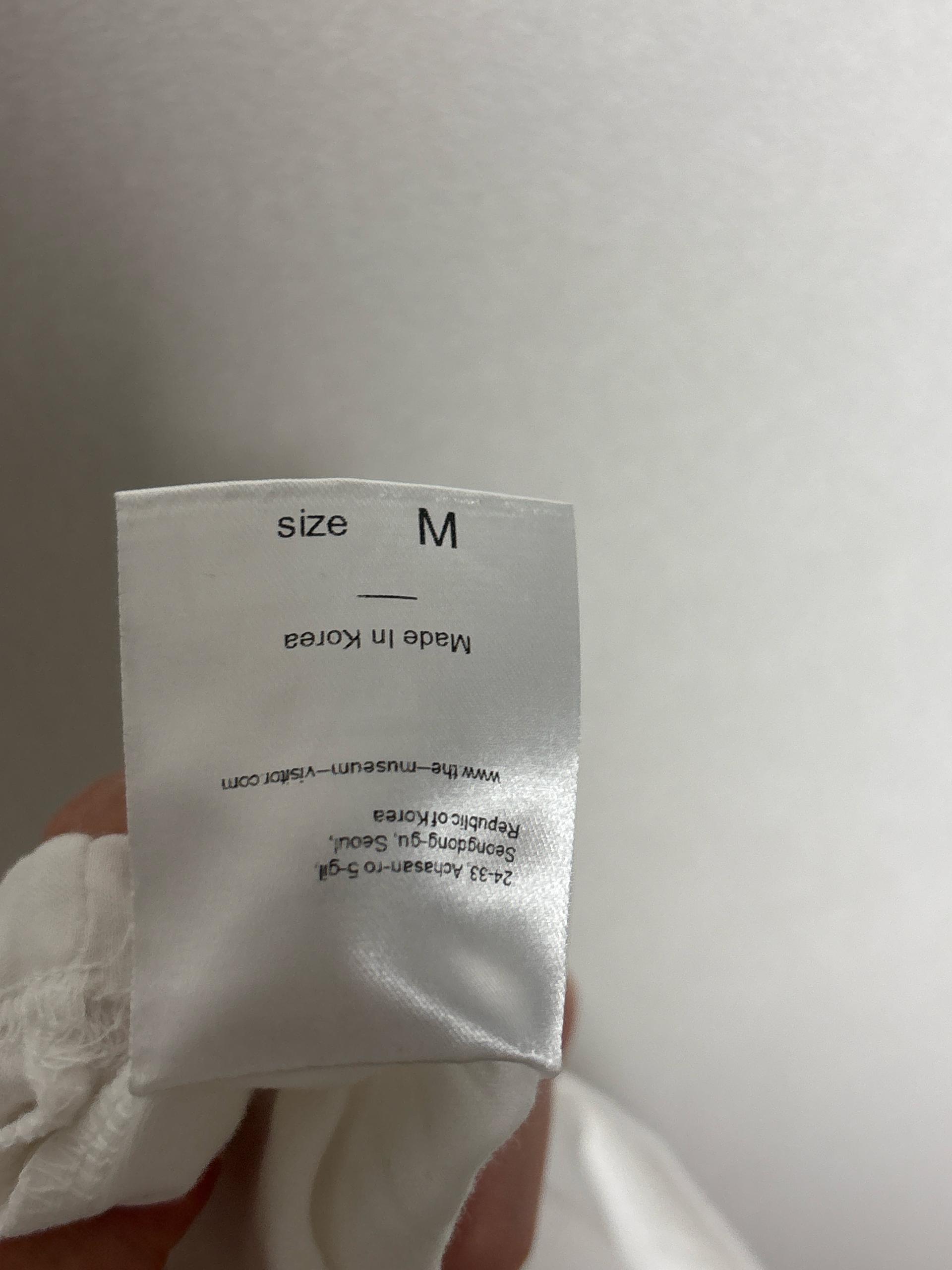 더뮤지엄비지터 베를린 갤러리 하트 반팔 티셔츠 6
