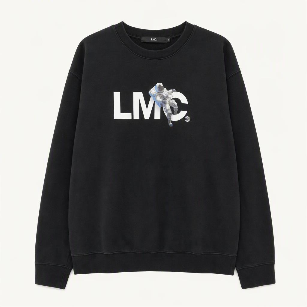 LMC 우주인 그래픽 맨투맨 블랙