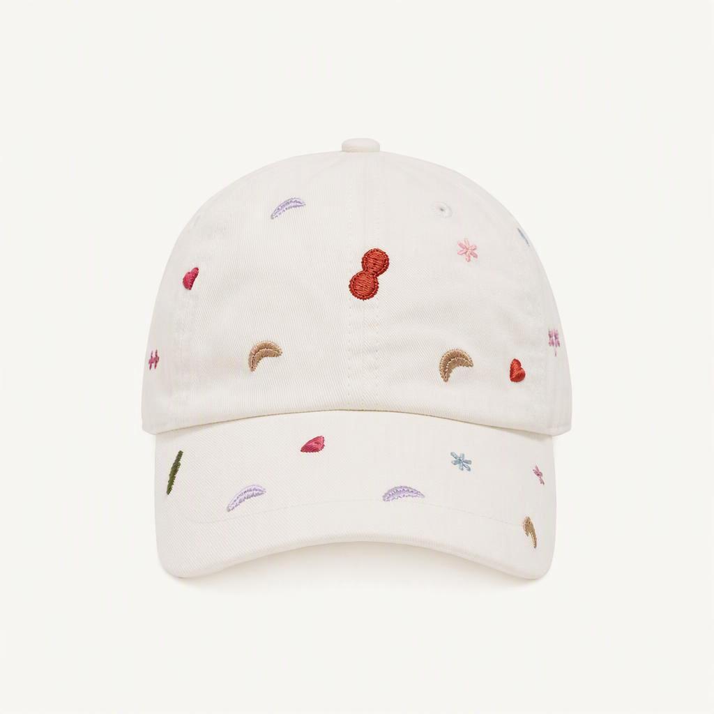 ZARA 아이보리 자수 볼캡