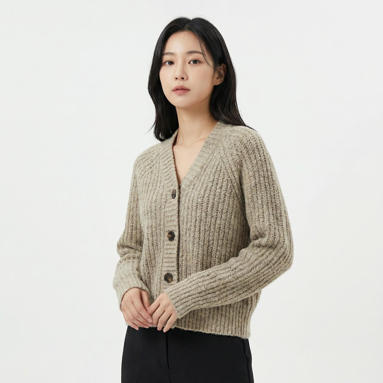 에잇세컨즈 브이넥카디건 1