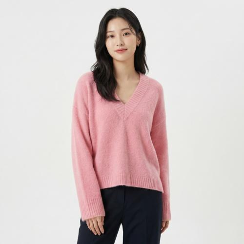 스튜디오 톰보이 브이넥니트