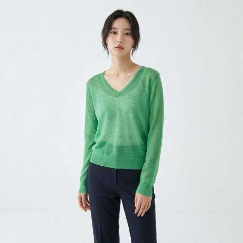 구호 브이넥니트
