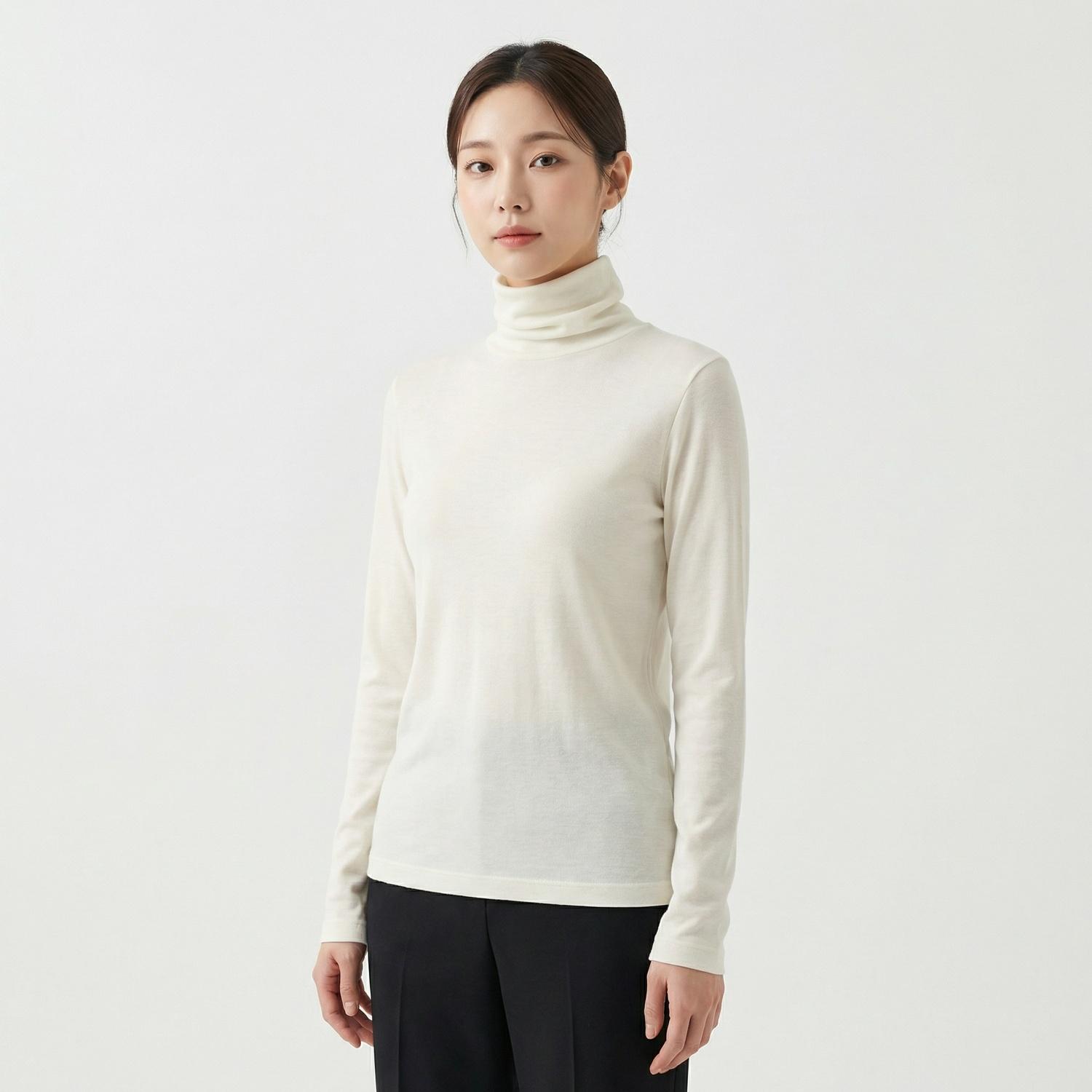 유니클로 긴팔티셔츠 1