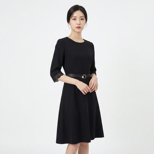온앤온 미디원피스