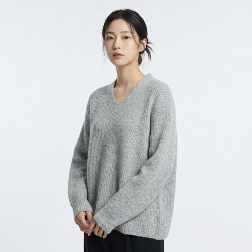 코스 브이넥니트